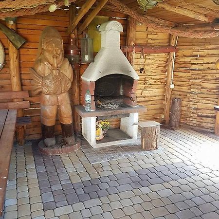 Pokoje Goscinne Irena Mieroszyno Exteriér fotografie
